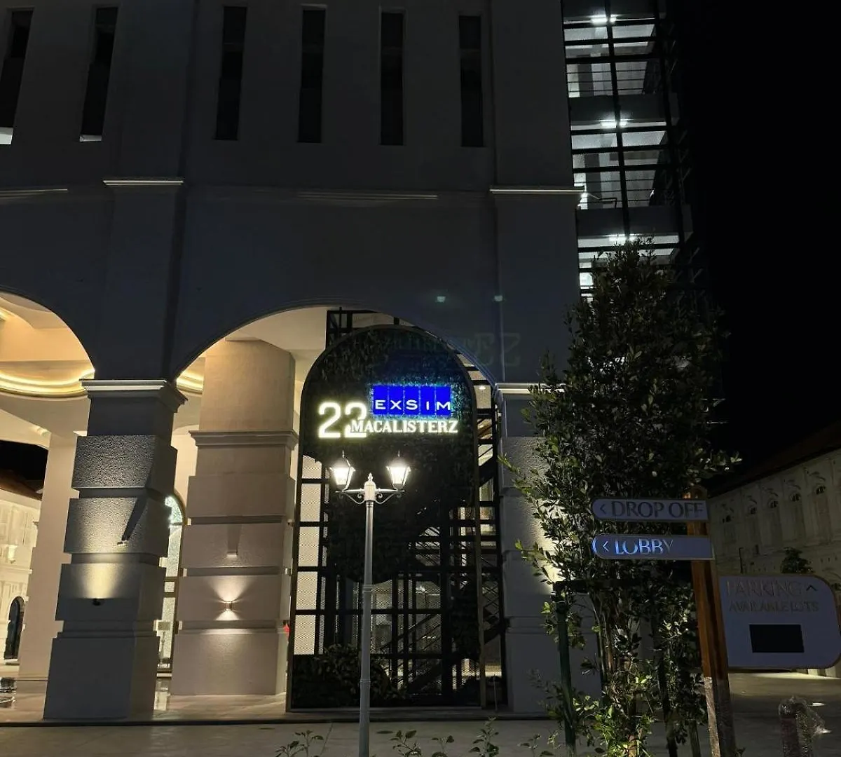 22 Macalisterz George Town Apartman